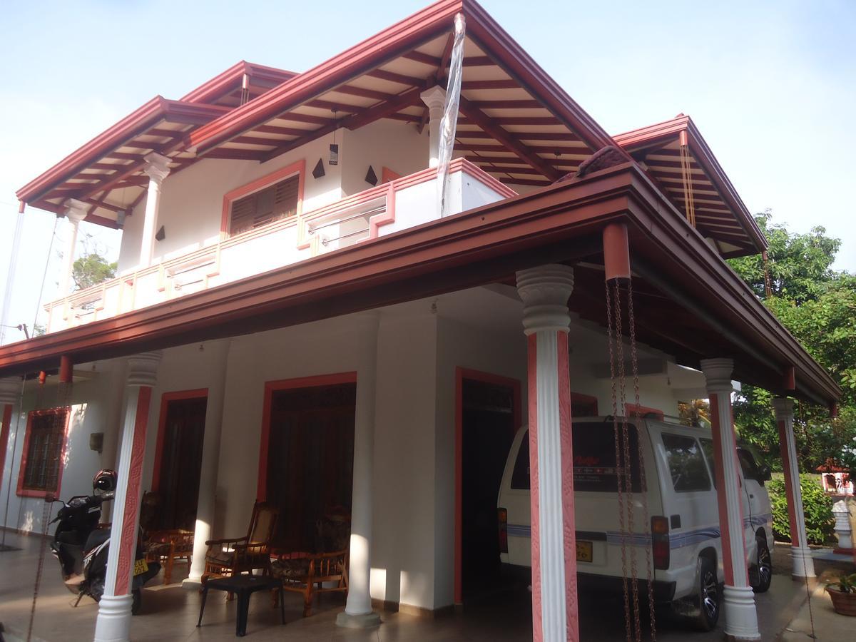 Relax Homestay Tangalle Exterior foto